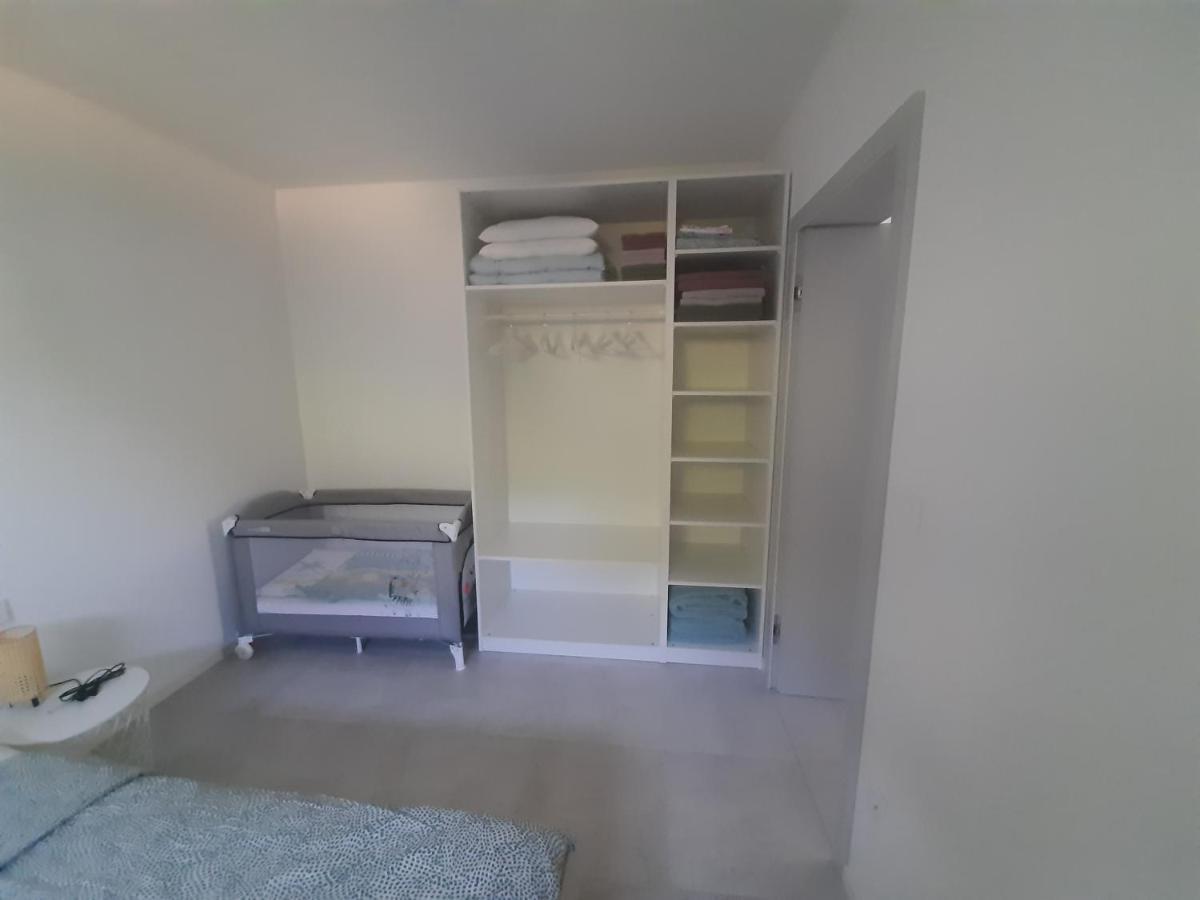 Green Bee Apartment Лесце Екстериор снимка